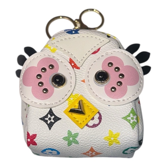 Unbranded Accessories - Fashion NWOT Colorful Owl-Shaped Keychain/Bag Charm